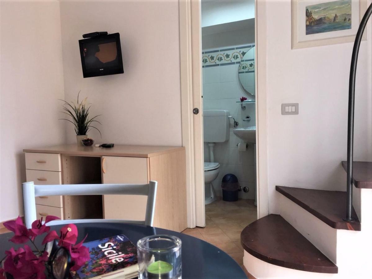 Casa Mafalda B&B Đảo Lipari Ngoại thất bức ảnh